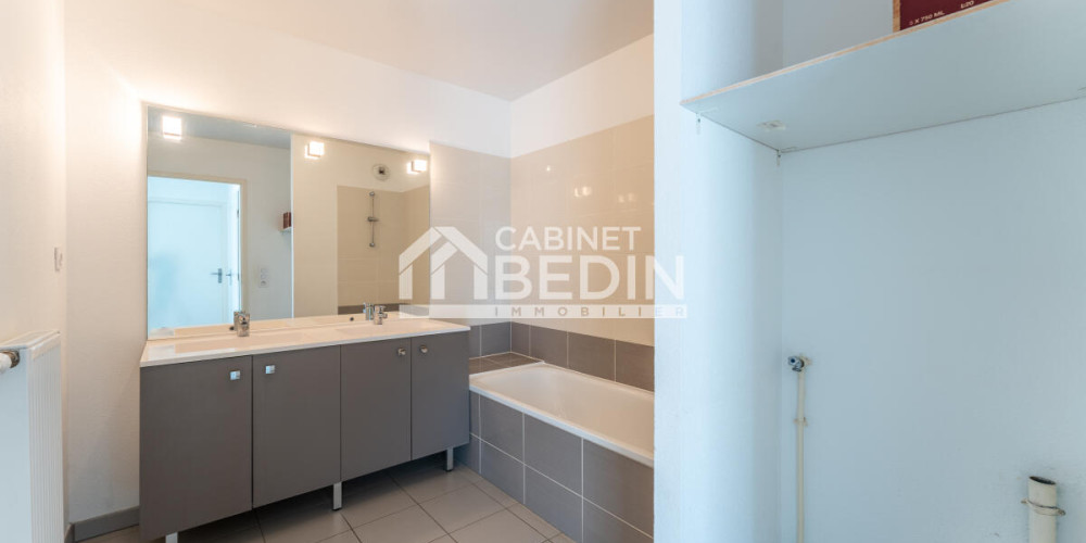appartement à BORDEAUX (33200)