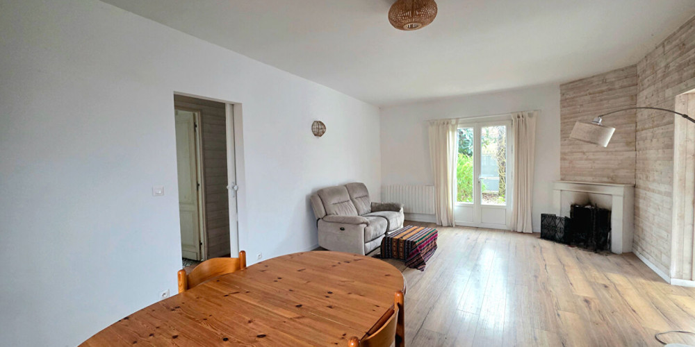 maison à VILLENAVE D ORNON (33140)