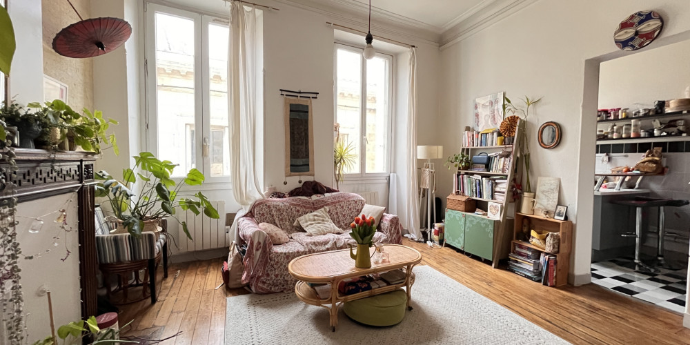 appartement à BORDEAUX (33800)
