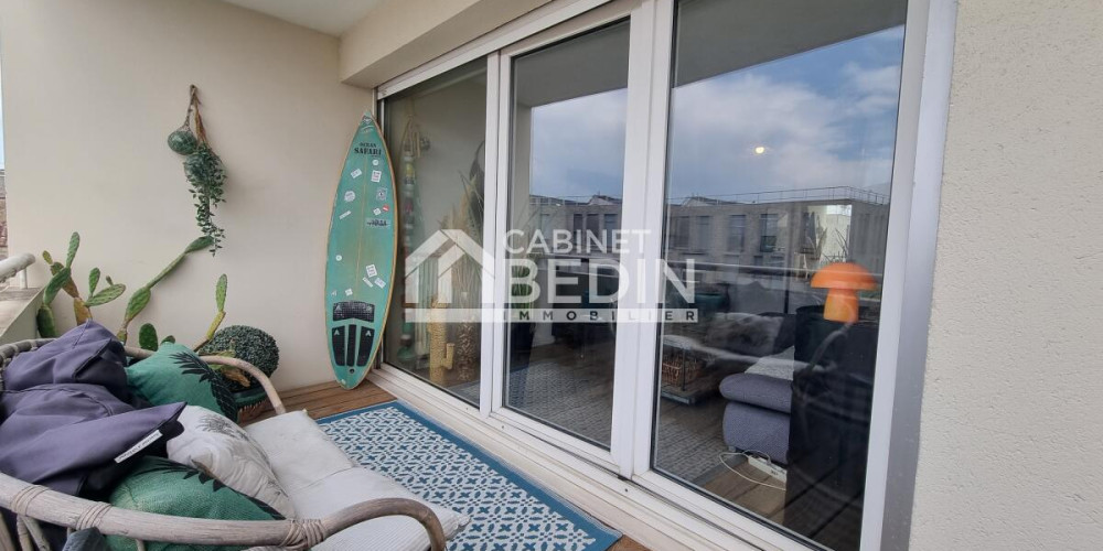 appartement à BORDEAUX (33300)