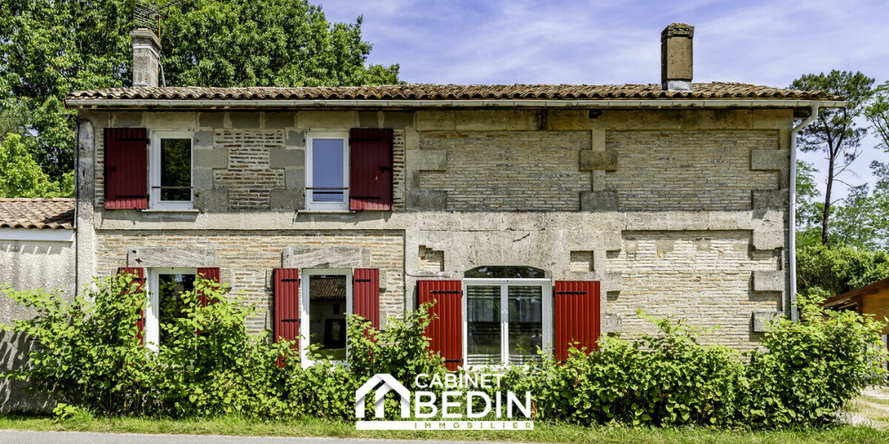 maison à LARUSCADE (33620)