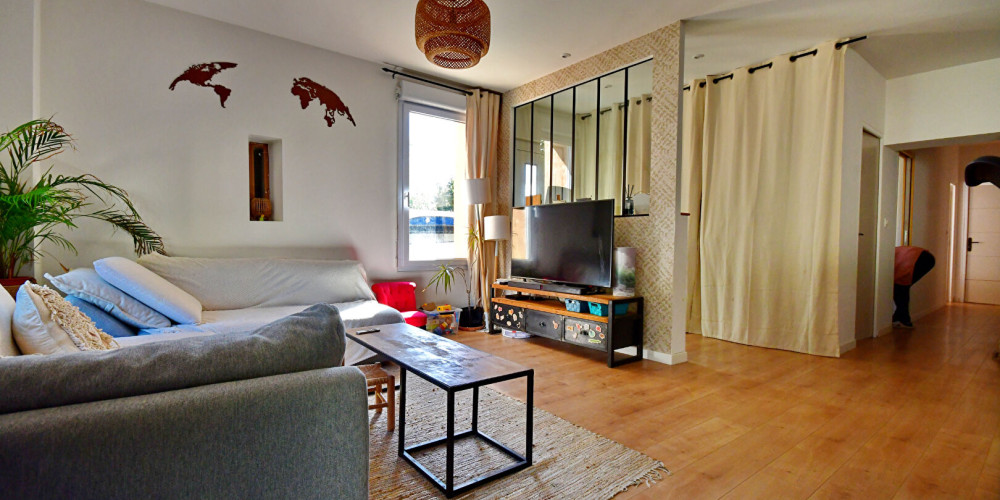 maison à VILLENAVE D ORNON (33140)