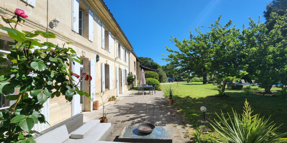 maison à PUGNAC (33710)