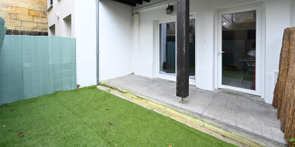 appartement à BORDEAUX (33000)