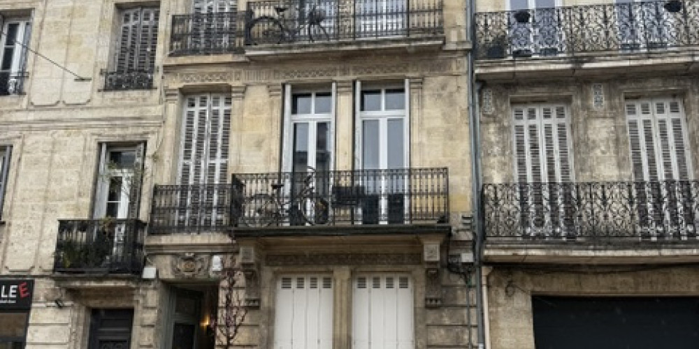 appartement à BORDEAUX (33000)