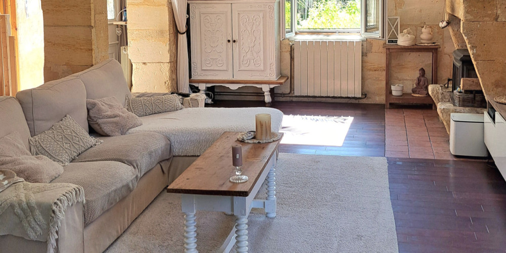 maison à IZON (33450)