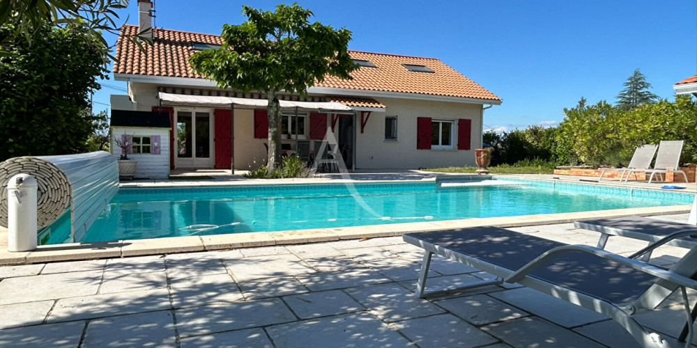 maison à ST MEDARD EN JALLES (33160)
