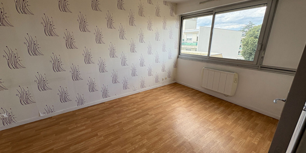 appartement à BORDEAUX (33000)