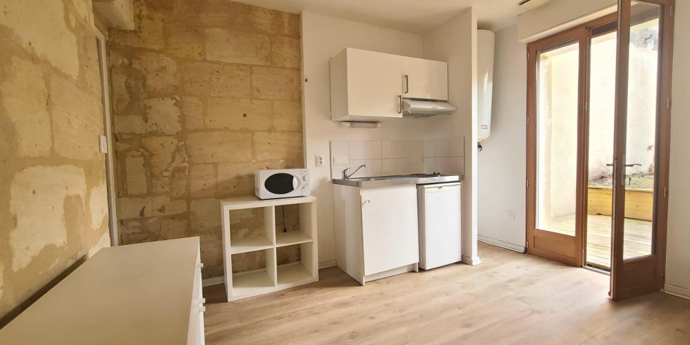 appartement à BORDEAUX (33800)