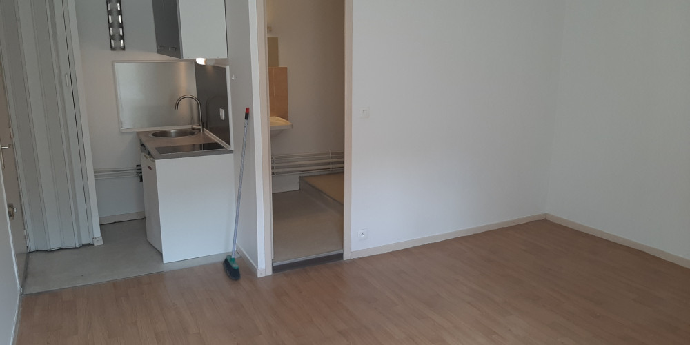 appartement à BORDEAUX (33000)