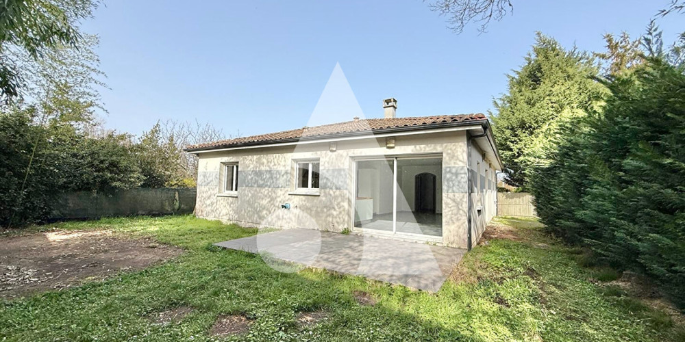 maison à IZON (33450)