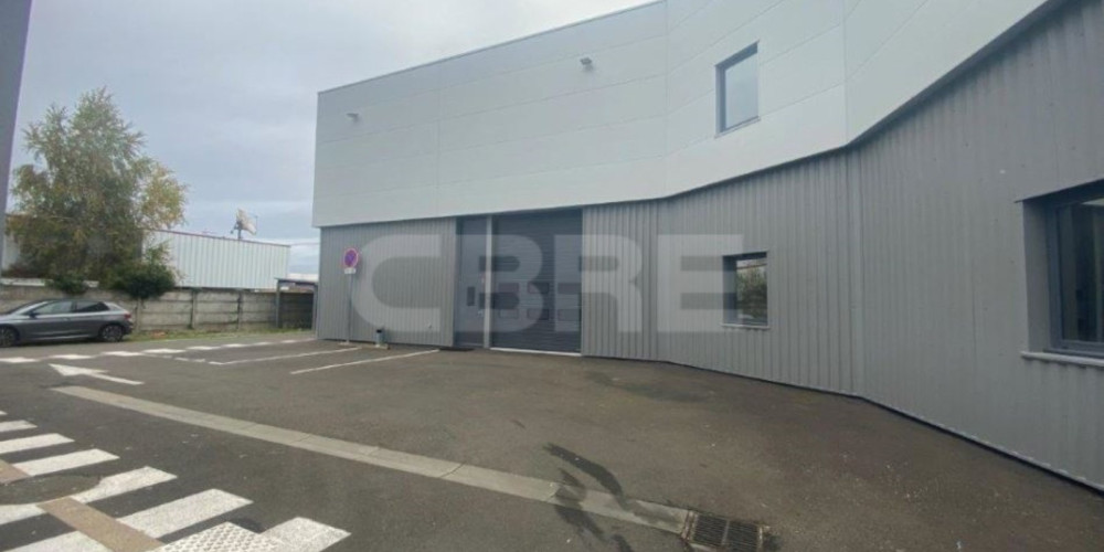 local industriel à MERIGNAC (33700)