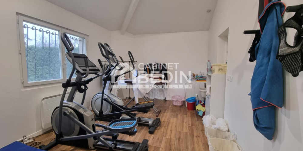 maison à PESSAC (33600)