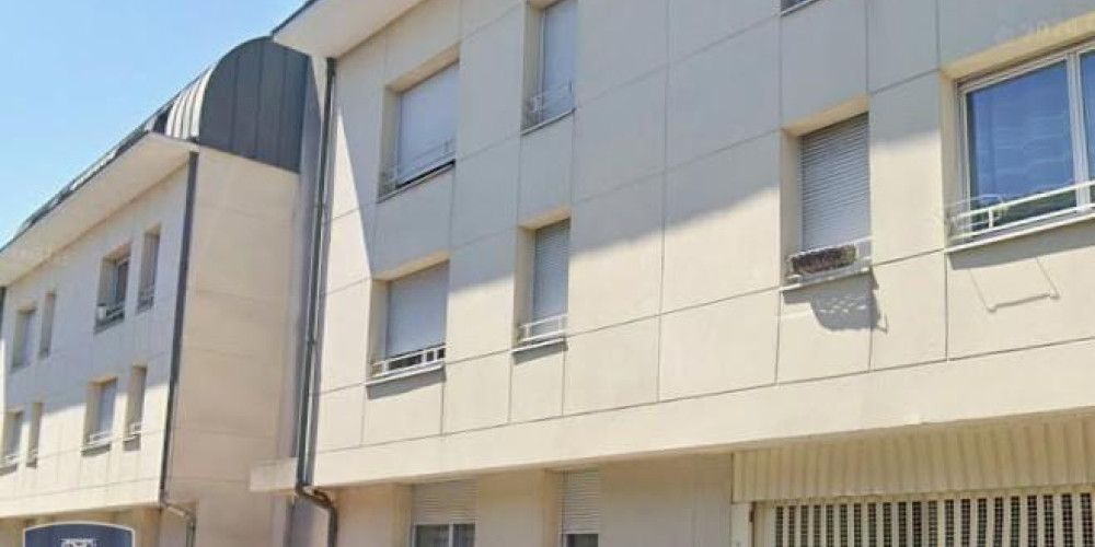 appartement à BORDEAUX (33800)