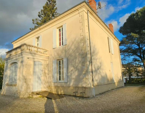 maison  LANGON
