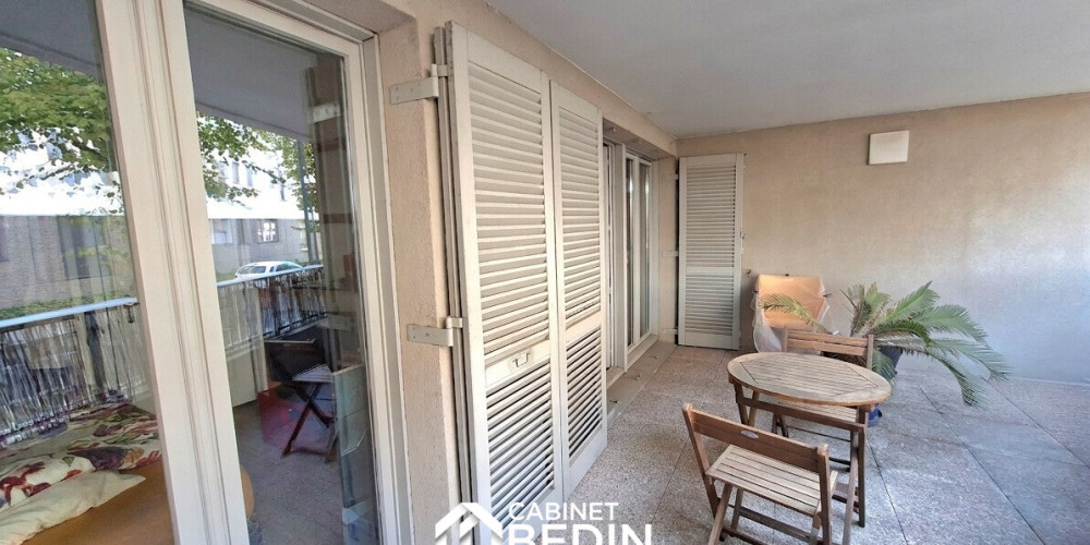 appartement à BORDEAUX (33100)