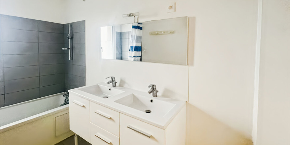 appartement à BORDEAUX (33200)