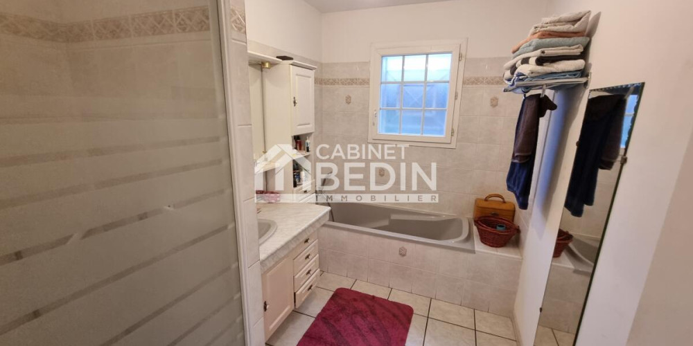 maison à ARES (33740)