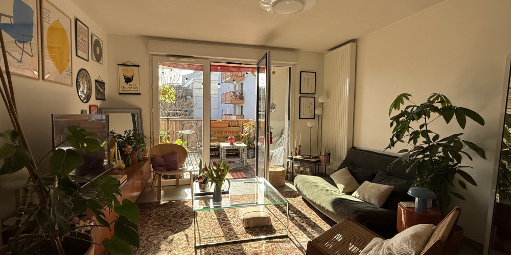 appartement à BORDEAUX (33300)