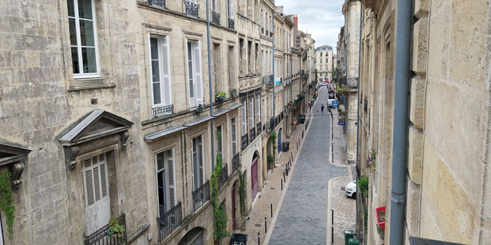 appartement à BORDEAUX (33000)