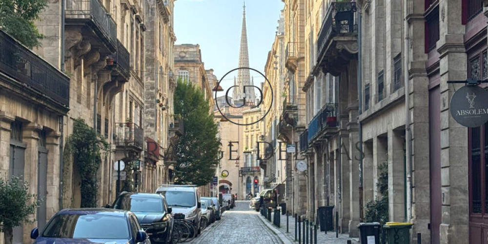 appartement à BORDEAUX (33000)