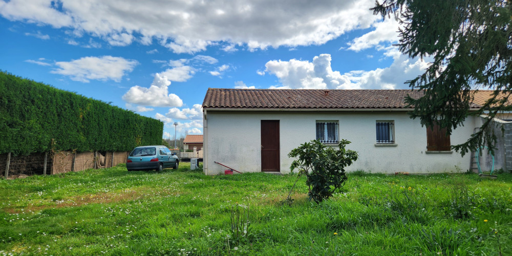 maison à ST GERVAIS (33240)
