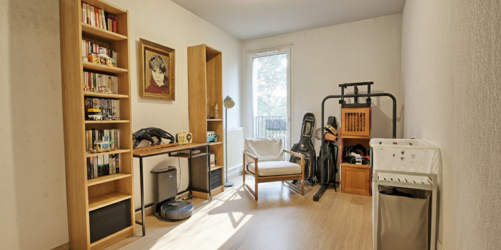 appartement à BORDEAUX (33300)