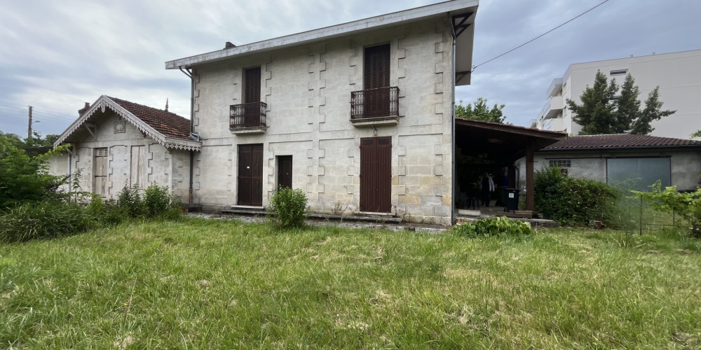 maison à BORDEAUX (33200)