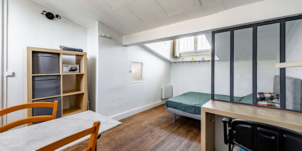 appartement à BORDEAUX (33800)
