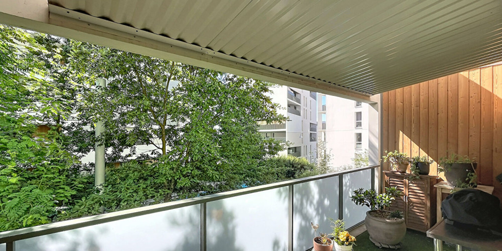 appartement à BORDEAUX (33300)