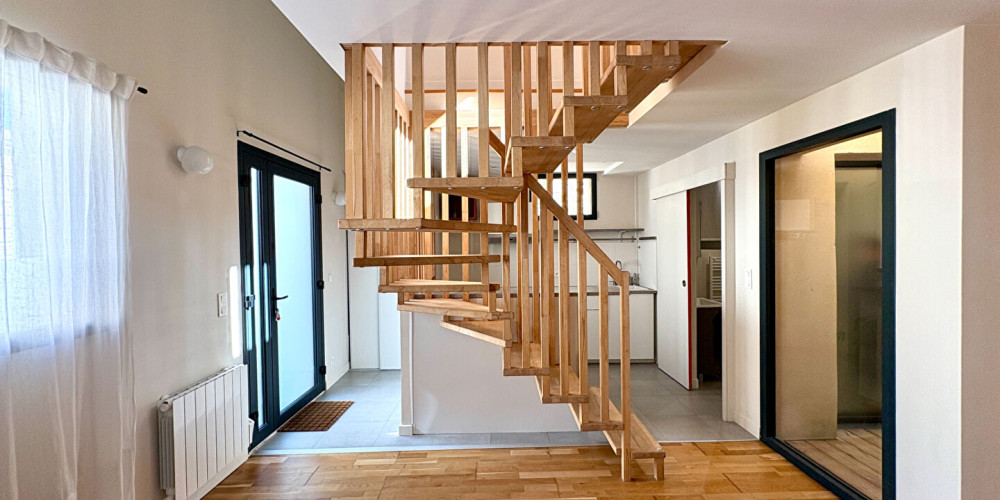 appartement à BORDEAUX (33800)