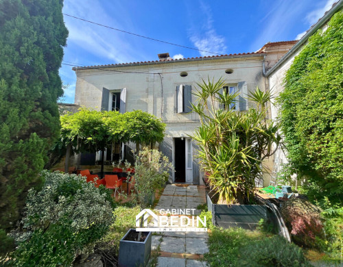 maison  FRONSAC