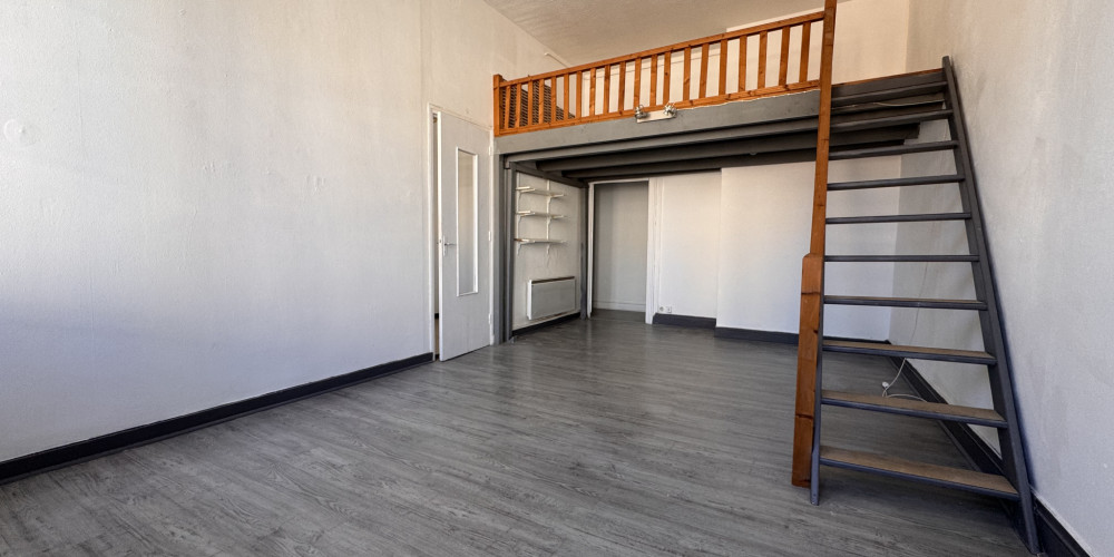 appartement à BORDEAUX (33000)