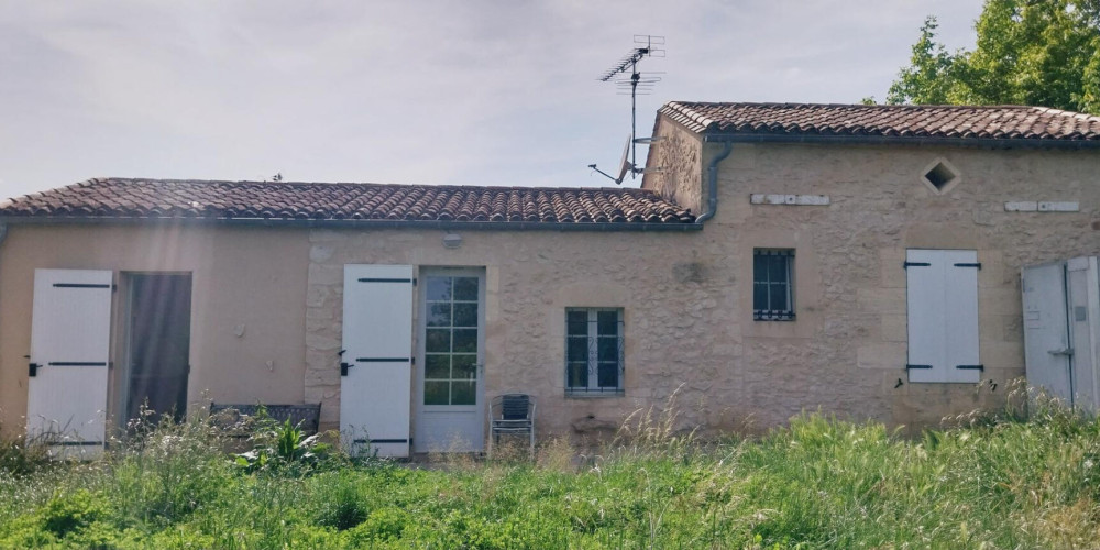 maison à BLASIMON (33540)