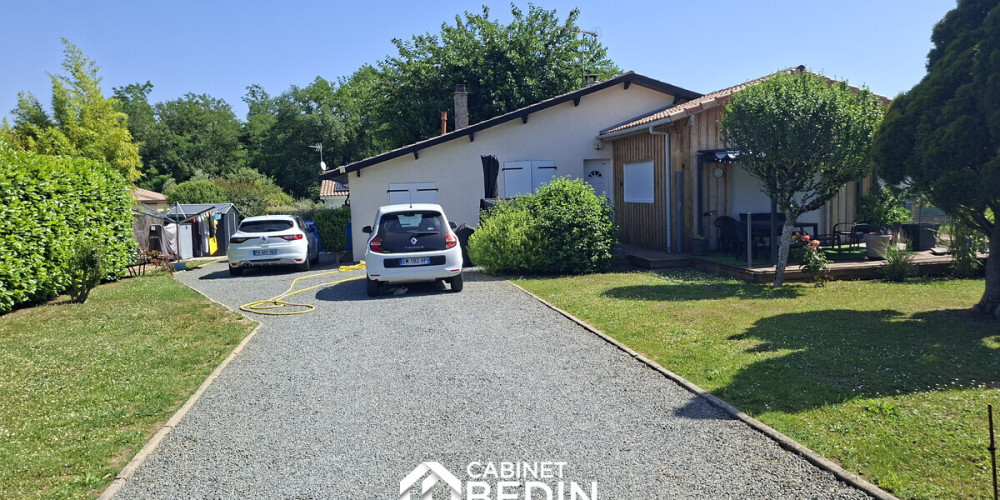 maison à ST QUENTIN DE BARON (33750)