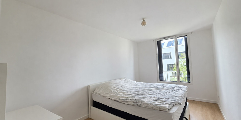 appartement à BORDEAUX (33300)