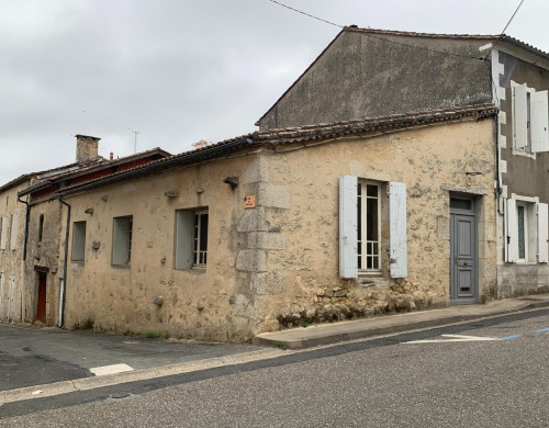 maison  PELLEGRUE