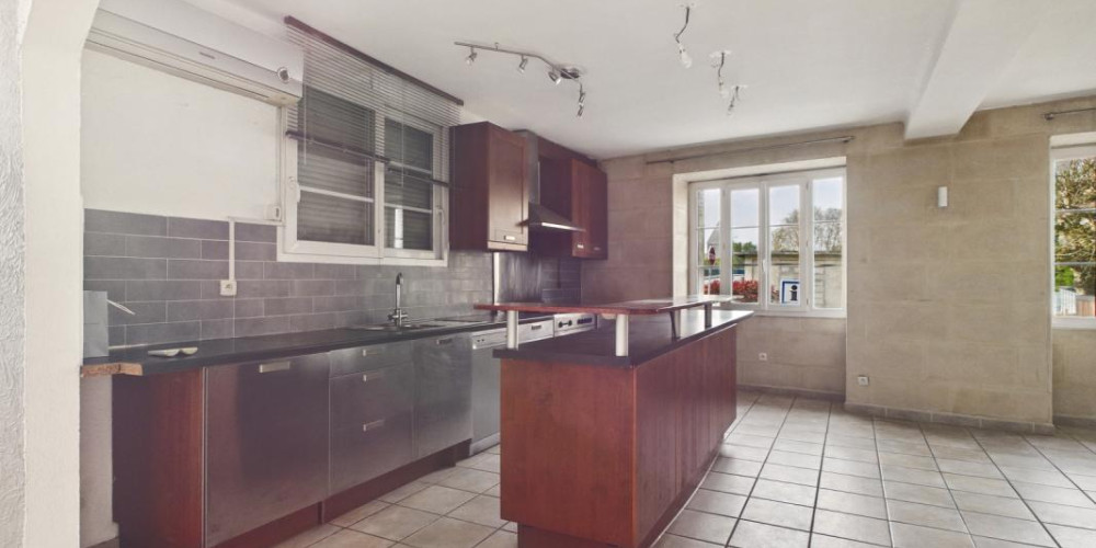 maison à GUITRES (33230)