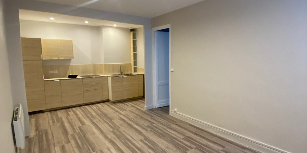 appartement à BORDEAUX (33000)