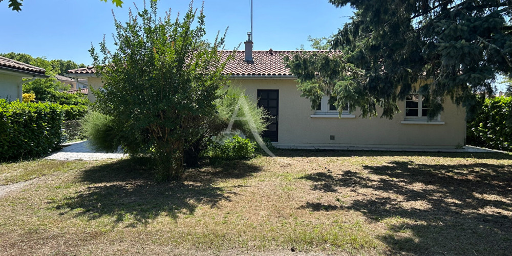maison à ST MEDARD EN JALLES (33160)