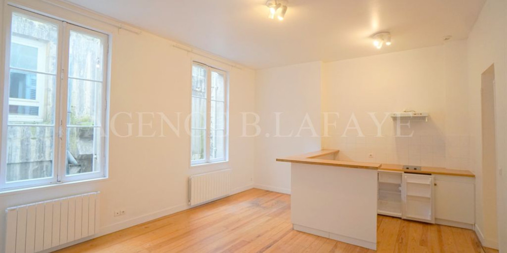 appartement à BORDEAUX (33000)