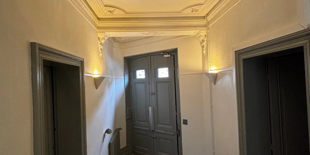 appartement à BORDEAUX (33800)