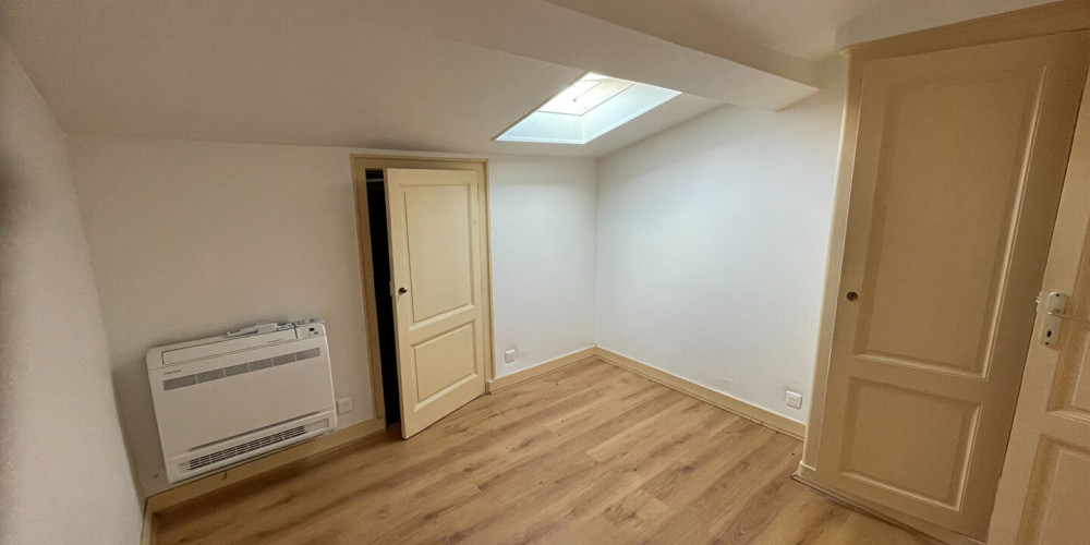appartement à BORDEAUX (33000)