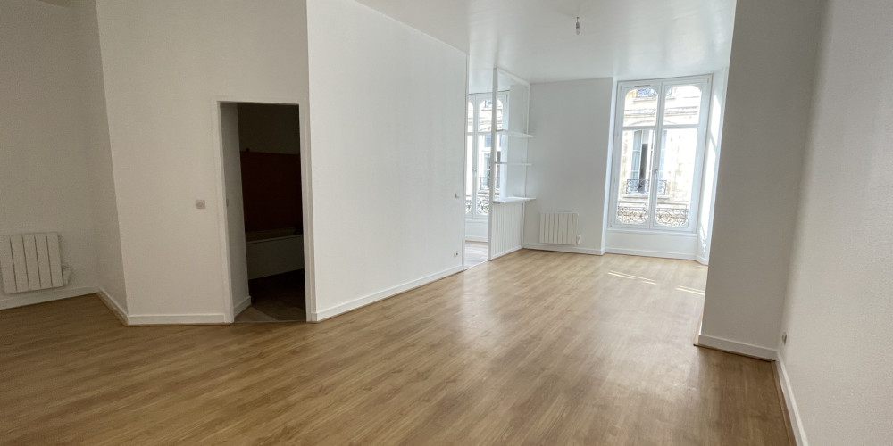 appartement à BORDEAUX (33000)