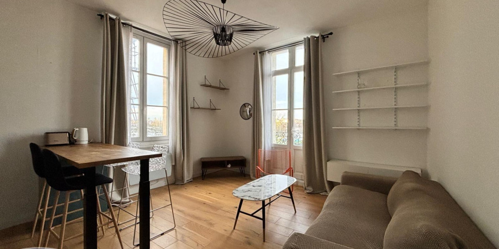 appartement à BORDEAUX (33800)