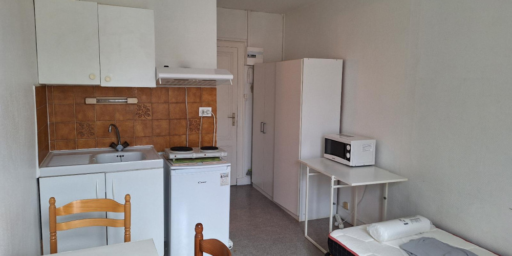appartement à BORDEAUX (33800)