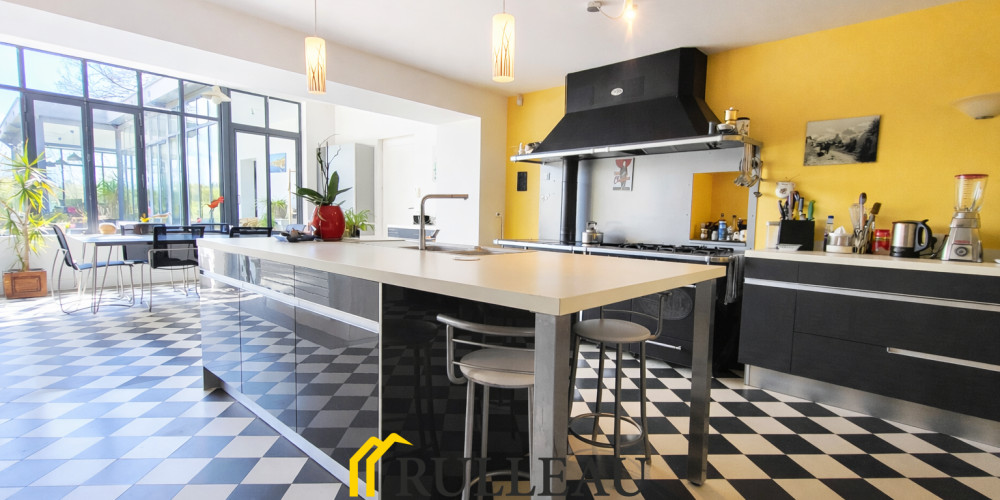 maison à VAL DE VIRVEE (33240)