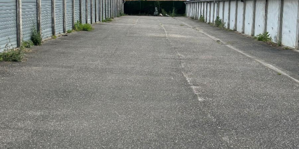 parking à BEGLES (33130)