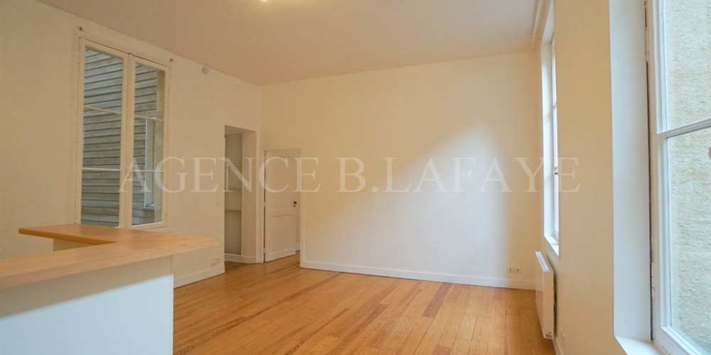 appartement à BORDEAUX (33000)