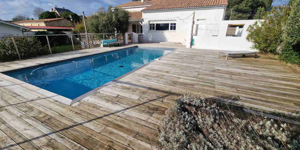 maison à PUGNAC (33710)